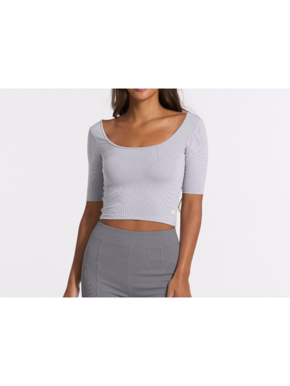 Vuori Lux Rib Avant Top Pale Grey Heather Scoop Neck Crop Top Size Small